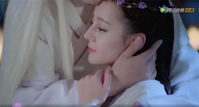 Nhạc phim siêu ngọt của "Tam sinh tam thế Chẩm thượng thư", Cao Vỹ Quang - Địch Lệ Nhiệt Ba hôn môi trên cầu  - Ảnh 7.