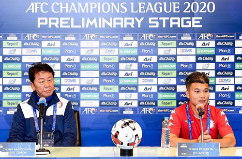 HLV Chung Hae Seong của CLB TPHCM đánh giá cao Buriram United