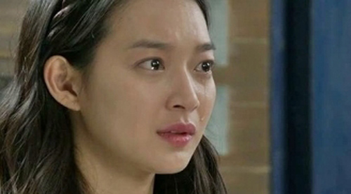 Theo dõi chồng ngoại tình, vợ sốc nặng khi định vị thấy chồng đến căn nhà đó