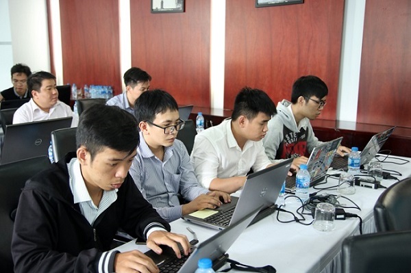 Chạy đua số hóa, doanh nghiệp CNTT phải cạnh tranh để tuyển dụng nhân sự trung và cao cấp