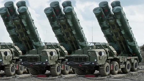 Nga đã điều động radar cảnh giới của S-400 tới căn cứ không quân Kamyshli. Ảnh: TASS.