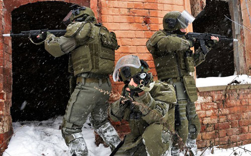 Quân nhân Nga diễn tập tấn công hang ổ kẻ thù