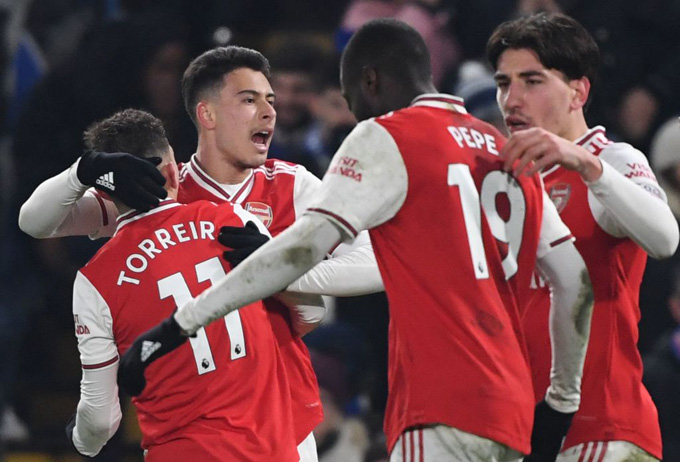 Chelsea 2-2 Arsenal: Derby kịch tính và giàu cảm xúc