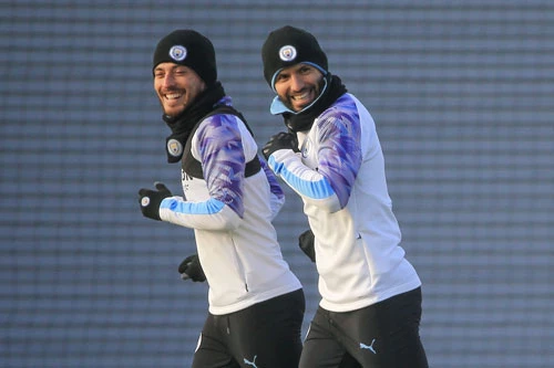 Silva và Aguero (phải). Ảnh: Getty.