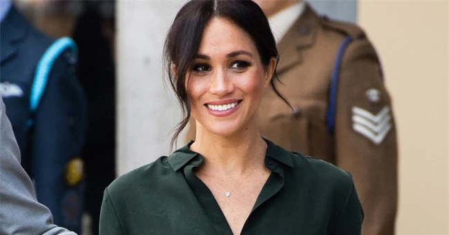 Meghan Markle là người duy nhất thấy vui khi rời khỏi hoàng gia nhưng tên gọi mới của cô lại không khác gì phụ nữ ly dị chồng - Ảnh 2.