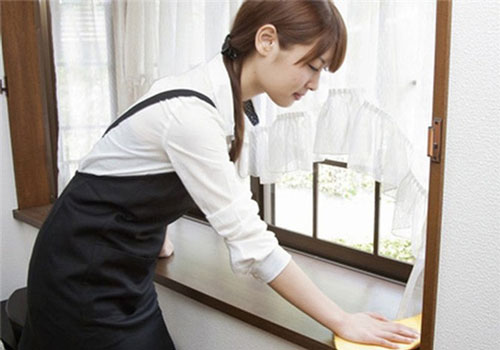 Đàn ông tệ bạc nhất là khi để mặc vợ làm việc này một mình