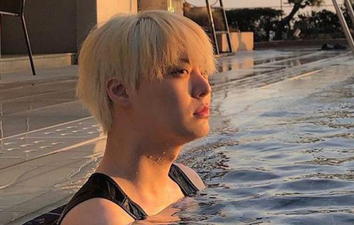 Bức ảnh góc nghiêng tiết lộ Ahn Jae Hyun tăng cân vùn vụt, netizen khó lòng nhận ra ông xã Goo Hye Sun ngày nào