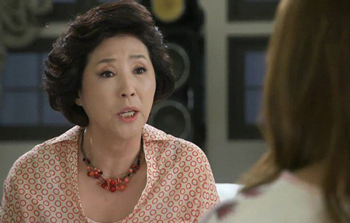 Ngược đời chuyện mẹ chồng đuổi vợ chồng tôi ra ngoài ở riêng, đến khi tìm hiểu hai vợ chồng mới biết được sự thật động trời