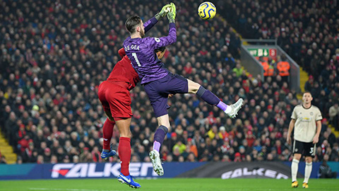 M.U vẫn chưa hết tai họa sau trận thua Liverpool