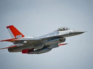 Mỹ nâng cấp F-16 thành máy bay… điều khiển từ xa