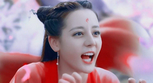 "Tam sinh tam thế Chẩm thượng thư" tập 1: Phượng Cửu - Địch Lệ Nhiệt Ba đẹp như tiên, mê đắm Đông Hoa đến không ngủ được