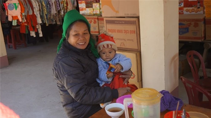 doc dao cho phien cua nguoi tay-nung o thong hue, cao bang hinh 18