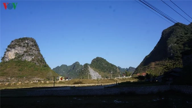 doc dao cho phien cua nguoi tay-nung o thong hue, cao bang hinh 2