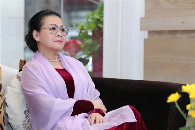 Khánh Ly: “Tết đầu tiên ở Mỹ, tôi đi hát gặp người quen chỉ biết khóc...” - 3