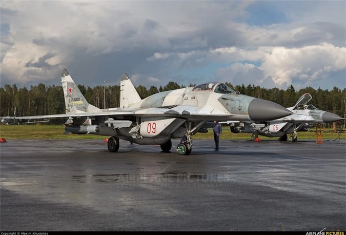 Tiem kich MiG-29SMT thi uy suc manh trong cuoc thu nghiem voi S-350E-Hinh-24