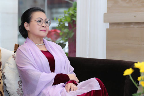 Khánh Ly: “Tết đầu tiên ở Mỹ, tôi đi hát gặp người quen chỉ biết khóc...”