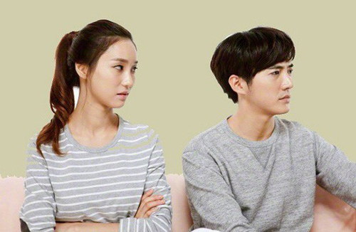 Mới kết hôn được 3 ngày, vợ phát hiện chồng ngoại tình nhưng phản ứng của anh ta mới gây sốc