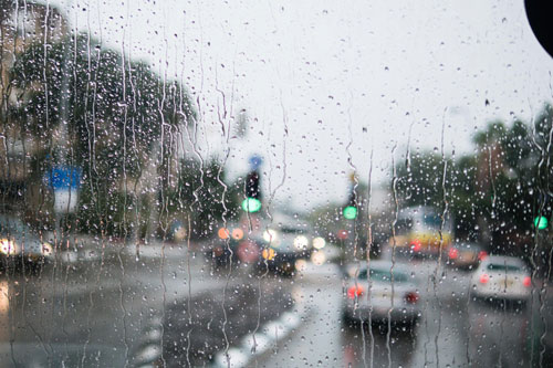 Đêm giao thừa miền Bắc mưa nặng hạt