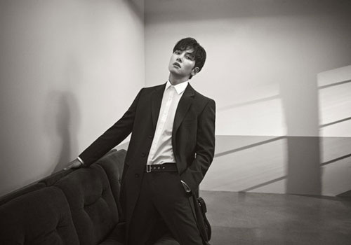 Ji Chang Wook - Diễn viên Hàn Quốc đầu tiên làm đại diện của CK