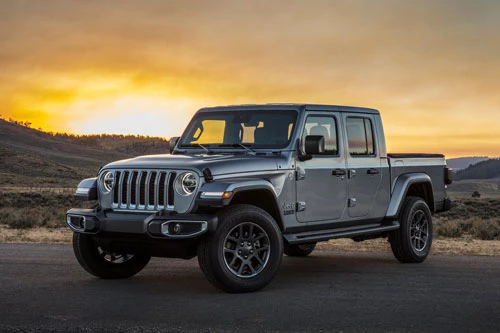 2. Jeep Gladiator.