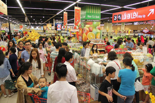 Nhộn nhịp không khí mua sắm ngày cận Tết