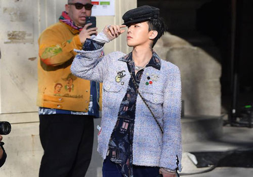 G-Dragon xuất hiện ấn tượng tại Paris