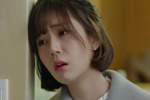 Tưởng đi sắm Tết cùng gia đình sẽ vui vẻ, nào ngờ mẹ chồng đưa 5 ngàn đồng rồi nói một câu khiến tôi ức đến tận họng