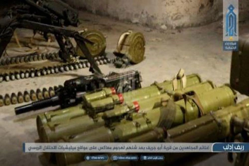 Vũ khí HTS thu được từ SAA.