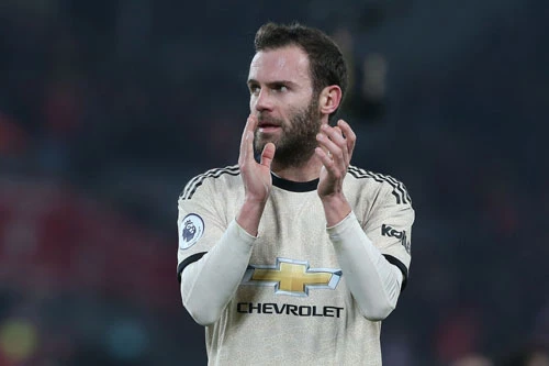 =6. Juan Mata (mức lương: 120.000 bảng/tuần).