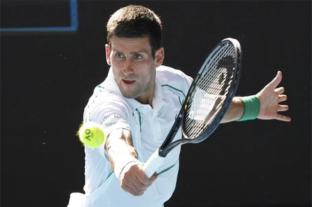 Australian Open: Djokovic thắng nhàn, Federer vất vả đi tiếp sau loạt tie-break nghẹt thở - 1