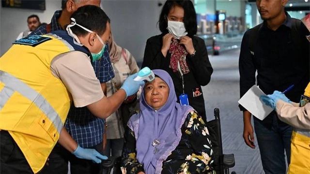 Châu Á chạy đua đối phó “bão” virus gây viêm phổi lạ - 14