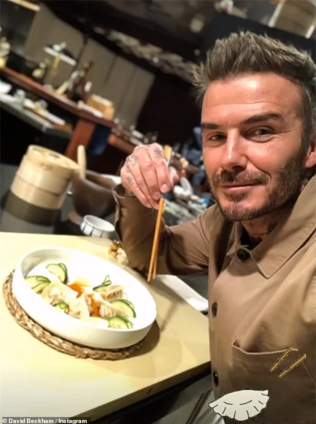 David Beckham bất ngờ vào bếp làm sủi cảo để chúc mừng Tết Nguyên Đán: Chiều fan châu Á đến thế là cùng! - Ảnh 3.