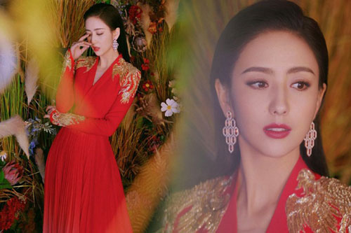 MC xinh nức nở Gala giao thừa ngày hôm qua: Xứng danh "Mỹ nhân Tân Cương" với nhan sắc ngút ngàn