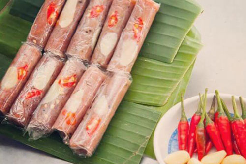 Cách làm nem chua Thanh Hóa tại nhà, giòn ngon chuẩn vị lại cực kỳ an toàn