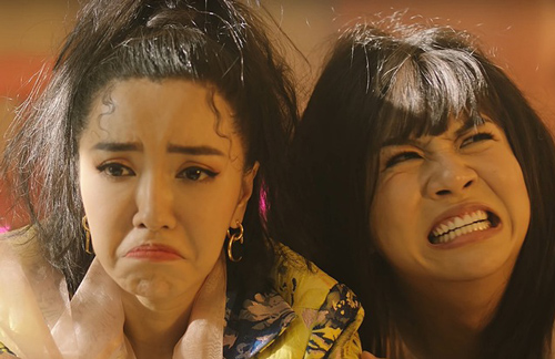 Mắng hàng xóm ồn ào ngay mùng 1 Tết, nàng công sở tái mặt khi nhận ra danh tính kẻ mình vừa đắc tội!