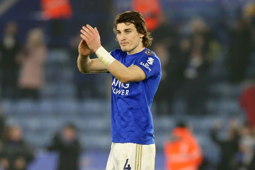 Trung vệ: Caglar Soyuncu (Leicester City, 1996).