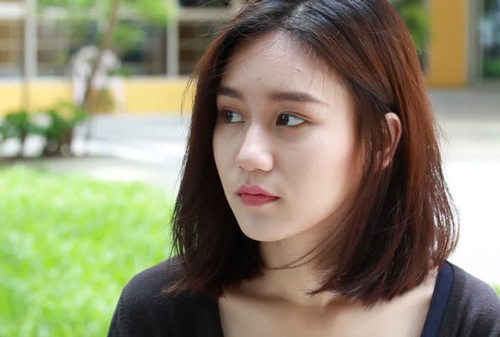 Nhiều phen vợ chồng tôi bị mỉa mai khắp nơi vì cuốn sổ tiết kiệm 500 triệu của mẹ chồng, đến giờ có một người lạ xuất hiện, bà lại nảy ra một ý tưởng hoang đường vô cùng