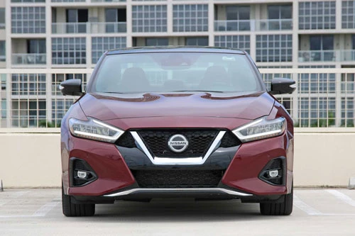 Nissan Maxima Platinum 2019.