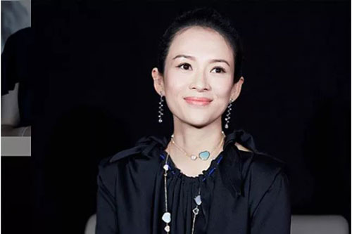 Vẫn ở Mỹ sau khi sinh con, Chương Tử Di lo ngại về sự bùng phát của virus corona