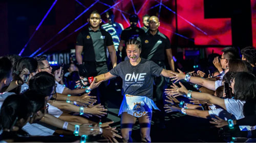 Tết Canh Tý: Các võ sĩ gốc Việt đón Tết 2020 ra sao?