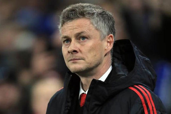 HLV Solskjaer “nói cứng” trước tin đồn bị Man Utd sa thải