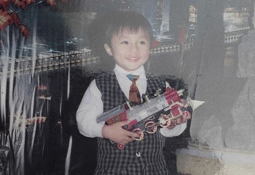 Sơn Tùng khoe ảnh hiếm thuở nhỏ đầu năm mới: Đúng là cực phẩm từ bé, bản chất đến nay không hề thay đổi