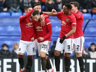 CLIP: Maguire và Martial lập siêu phẩm, M.U đại thắng '6 sao'