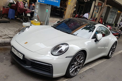 Porsche 911 Carrera S chính hãng, giá hơn 7,6 tỷ đồng tại Việt Nam