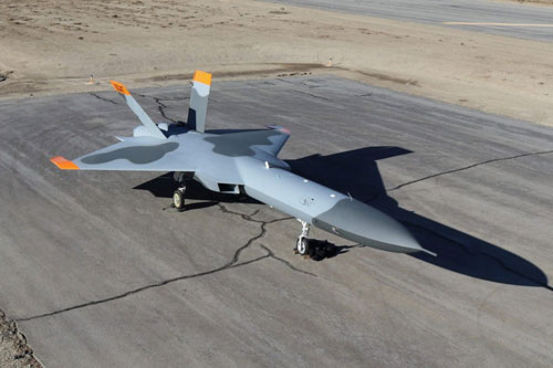Máy bay không người lái "thế hệ năm" cực độc của Mỹ lần đầu lộ diện
