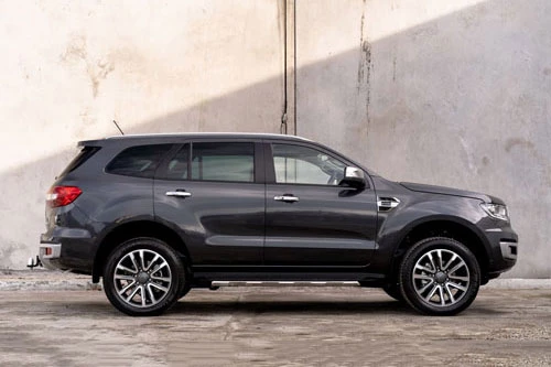 Ford Everest 2020.