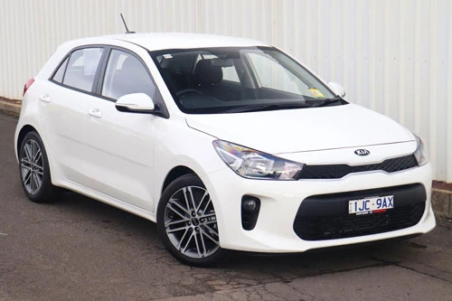 3. Kia Rio (doanh số: 92.475 chiếc).