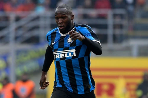 3. Romelu Lukaku (Inter Milan, 14 bàn).