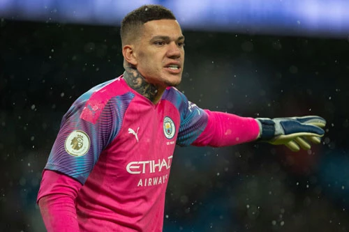 4. Ederson Moraes (Man City, 70 triệu euro).