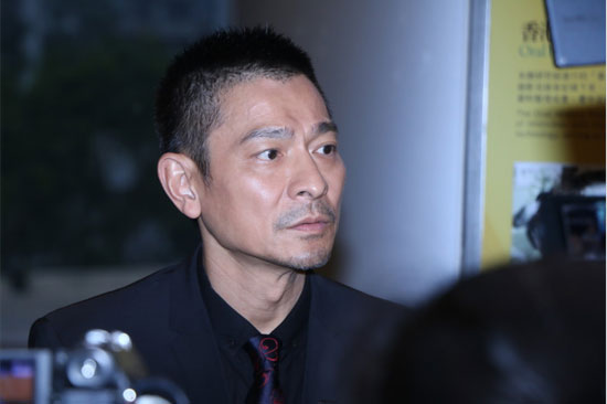 Lưu Đức Hoa hủy hàng loạt show vì dịch bệnh